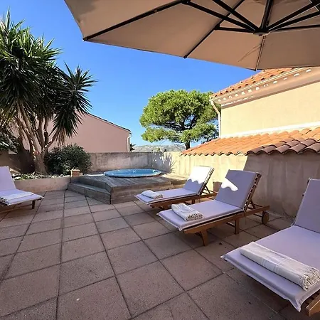 Villa Grande Maison Avec Vue Et Jacuzzi Au Coeur De Calvi (Corsica)