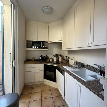 Grande Maison Avec Vue Et Jacuzzi Au Coeur De *